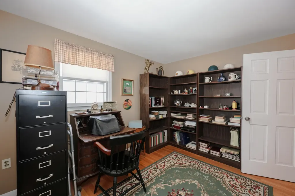 21 Todd Road Nashua NH 03064