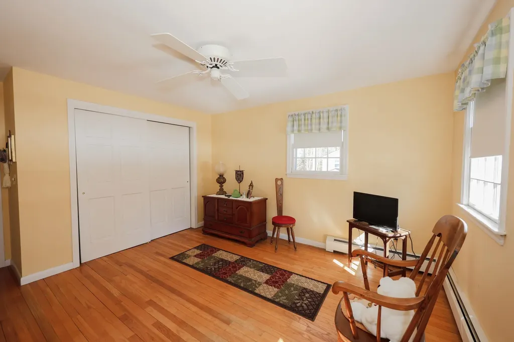21 Todd Road Nashua NH 03064