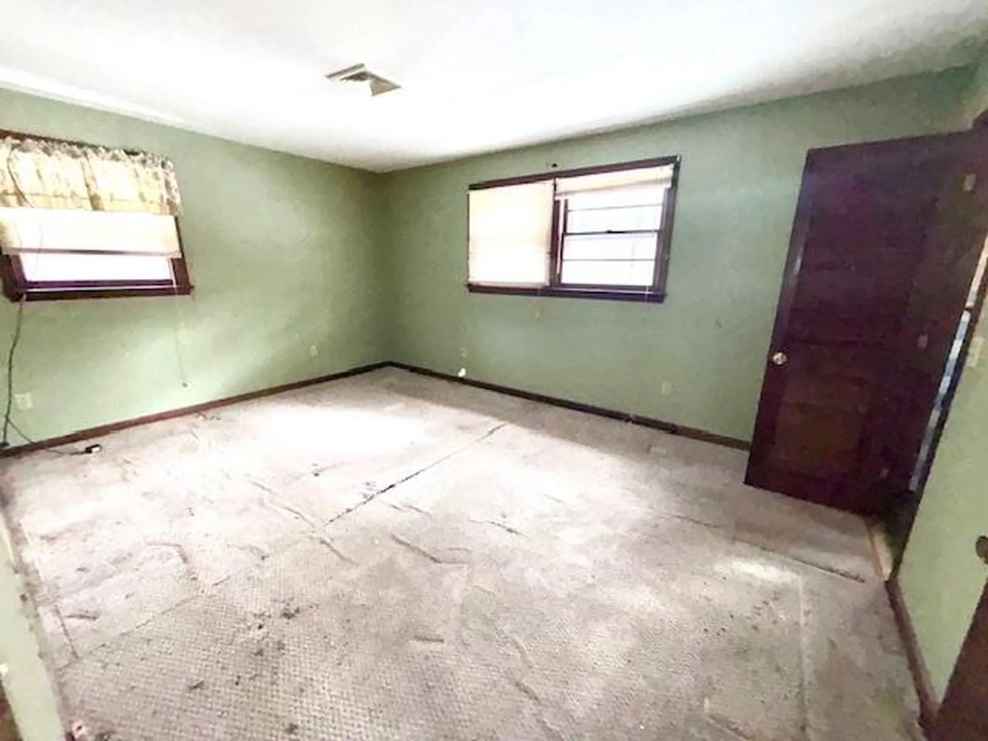 90 N Lowell Road Windham NH 03087