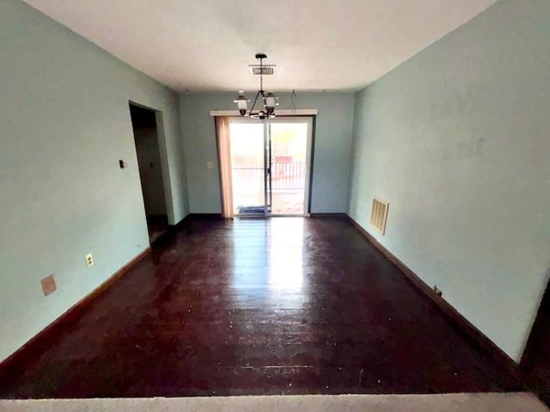 90 N Lowell Road Windham NH 03087