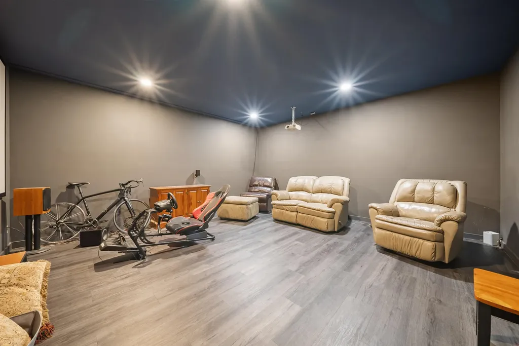 15 Churchill Way Lebanon NH 03766