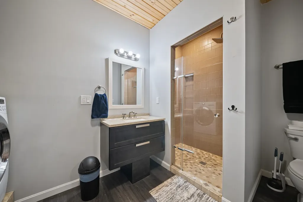 15 Churchill Way Lebanon NH 03766