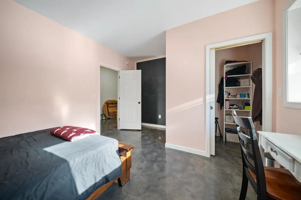 15 Churchill Way Lebanon NH 03766
