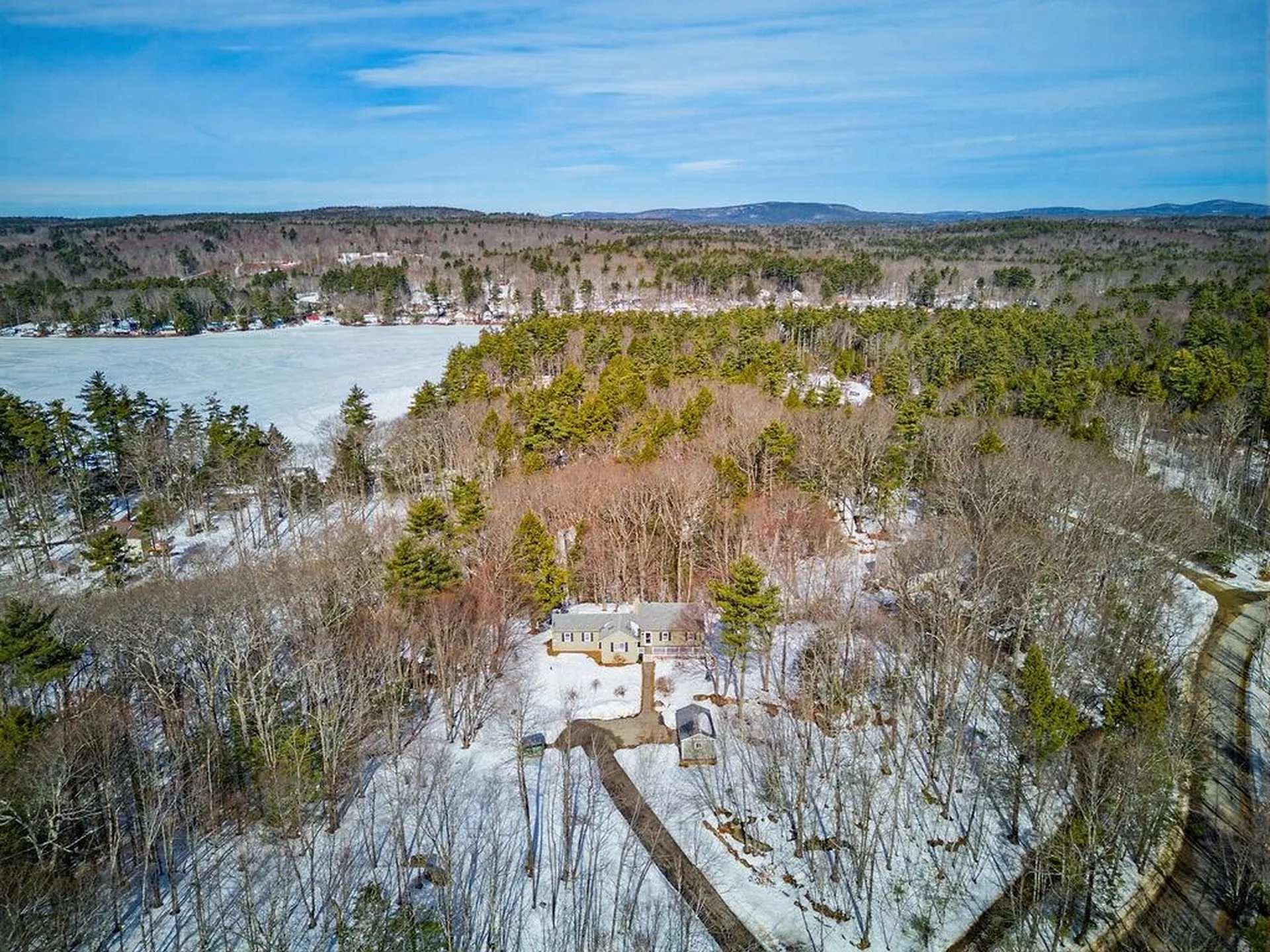 246 Cooper Hill Road Nottingham NH 03290