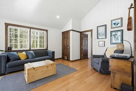 246 Cooper Hill Road Nottingham NH 03290