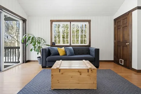 246 Cooper Hill Road Nottingham NH 03290