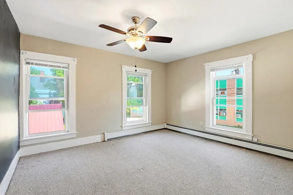 29 Elkins Street Franklin NH 03235