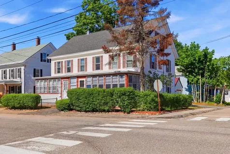 29 Elkins Street Franklin NH 03235