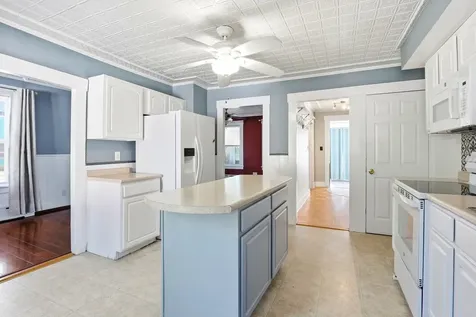 29 Elkins Street Franklin NH 03235