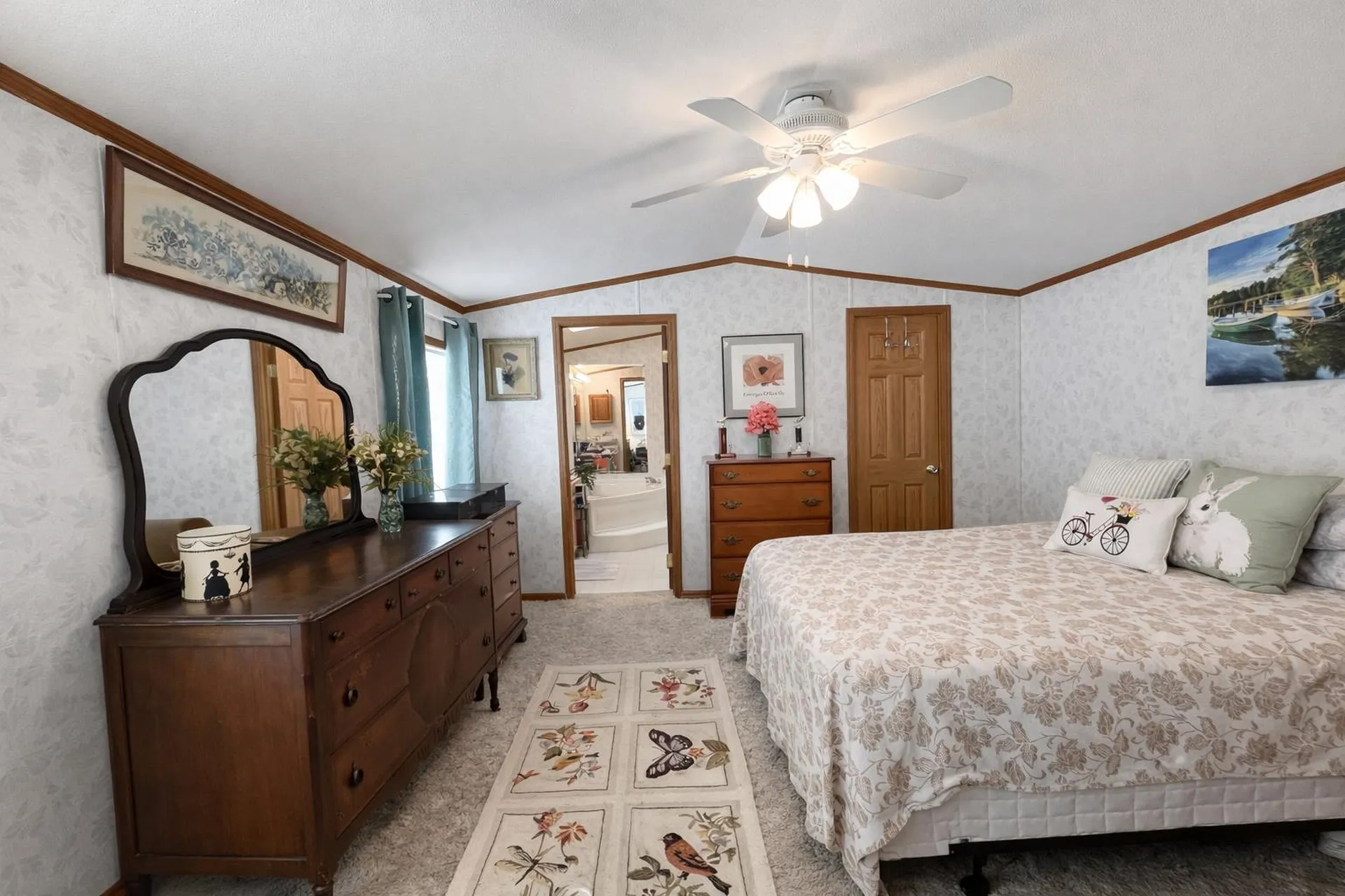 70 Bluebird Lane Lyndon VT 05851