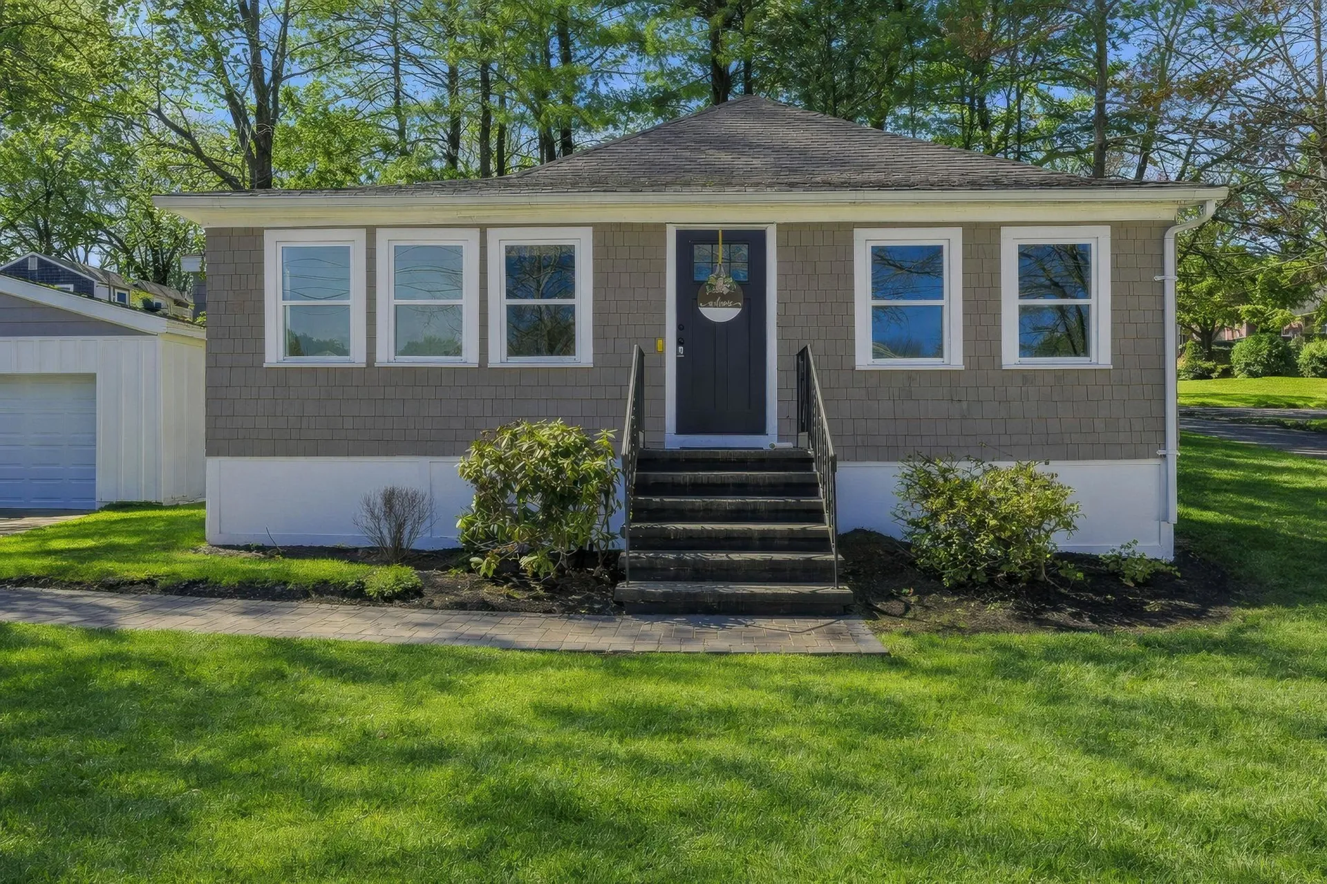 47 Millville Street Salem NH 03079