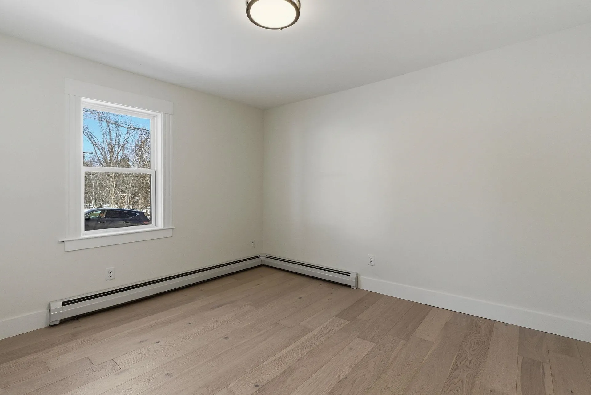 47 Millville Street Salem NH 03079