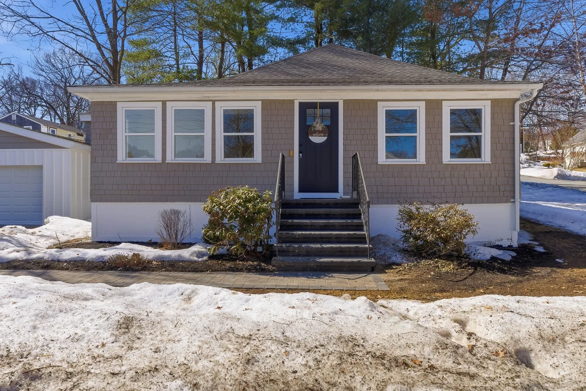 47 Millville Street Salem NH 03079
