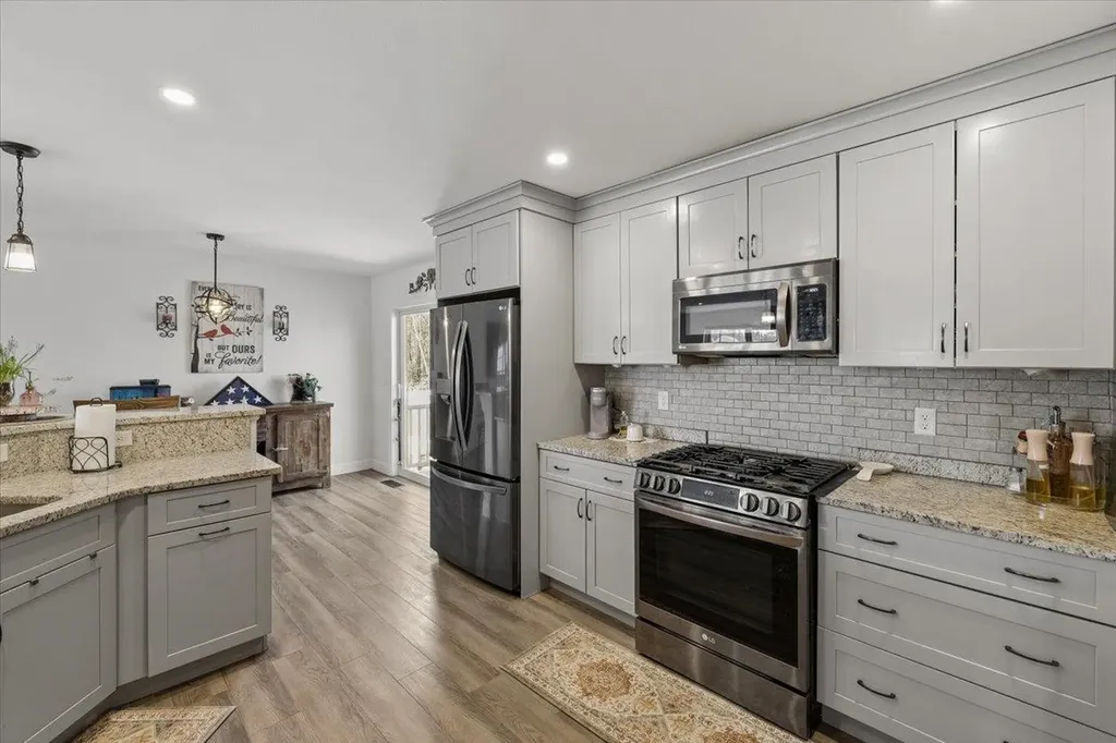 2 Sonoma Lane Concord NH 03303