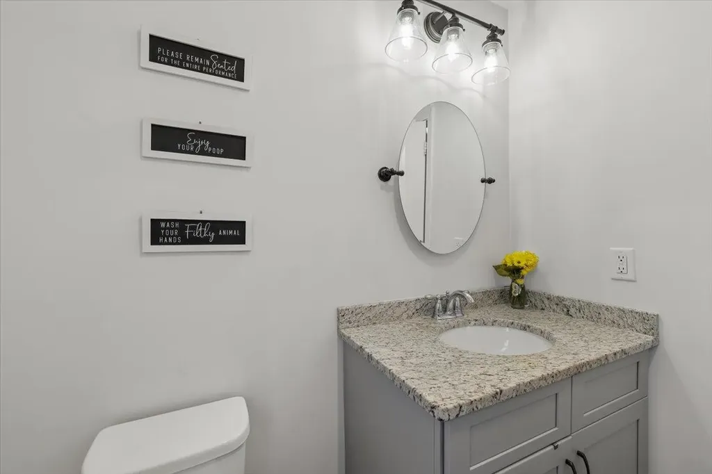 2 Sonoma Lane Concord NH 03303