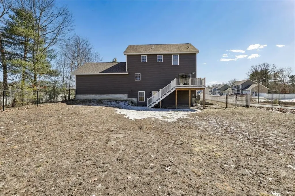 2 Sonoma Lane Concord NH 03303