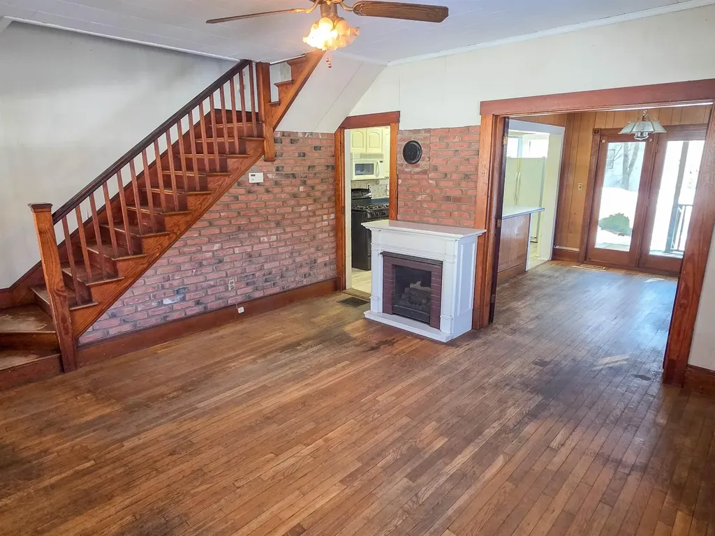 3 Cherry Street Windsor VT 05089