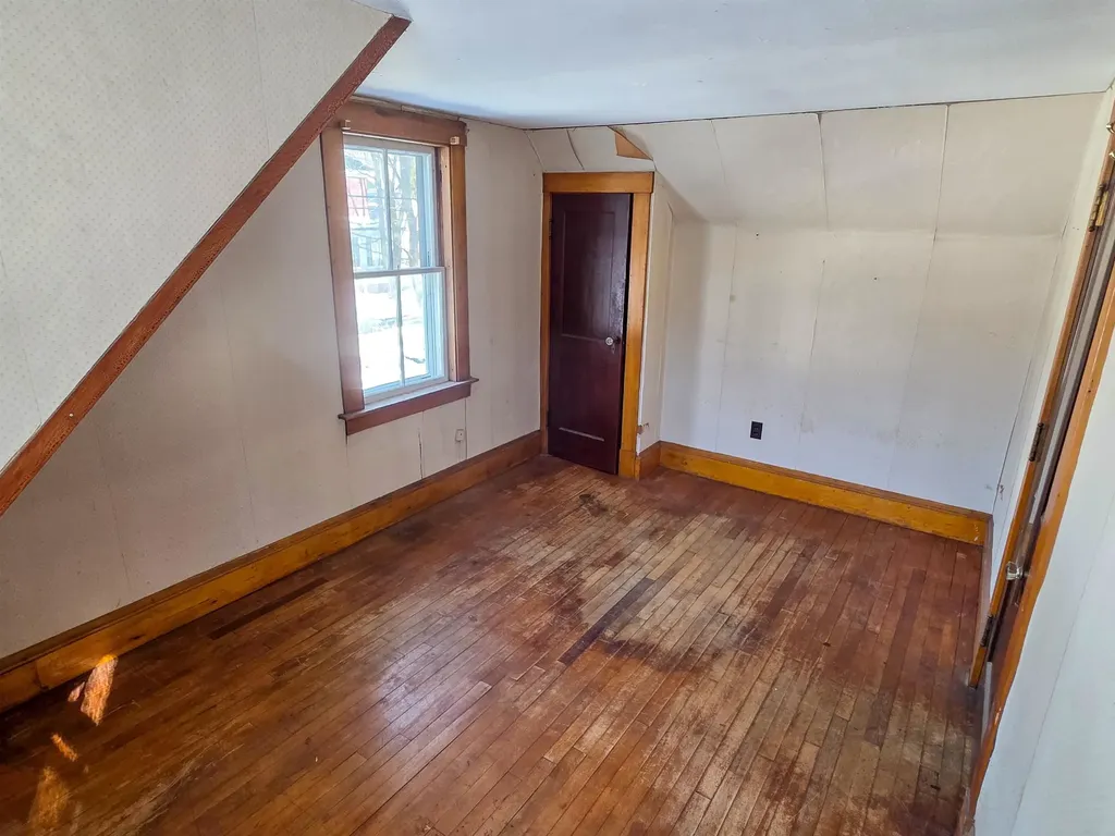 3 Cherry Street Windsor VT 05089
