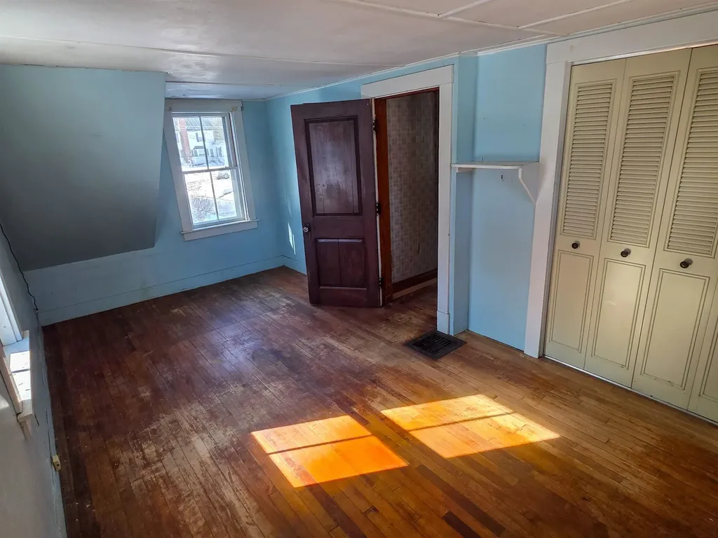 3 Cherry Street Windsor VT 05089