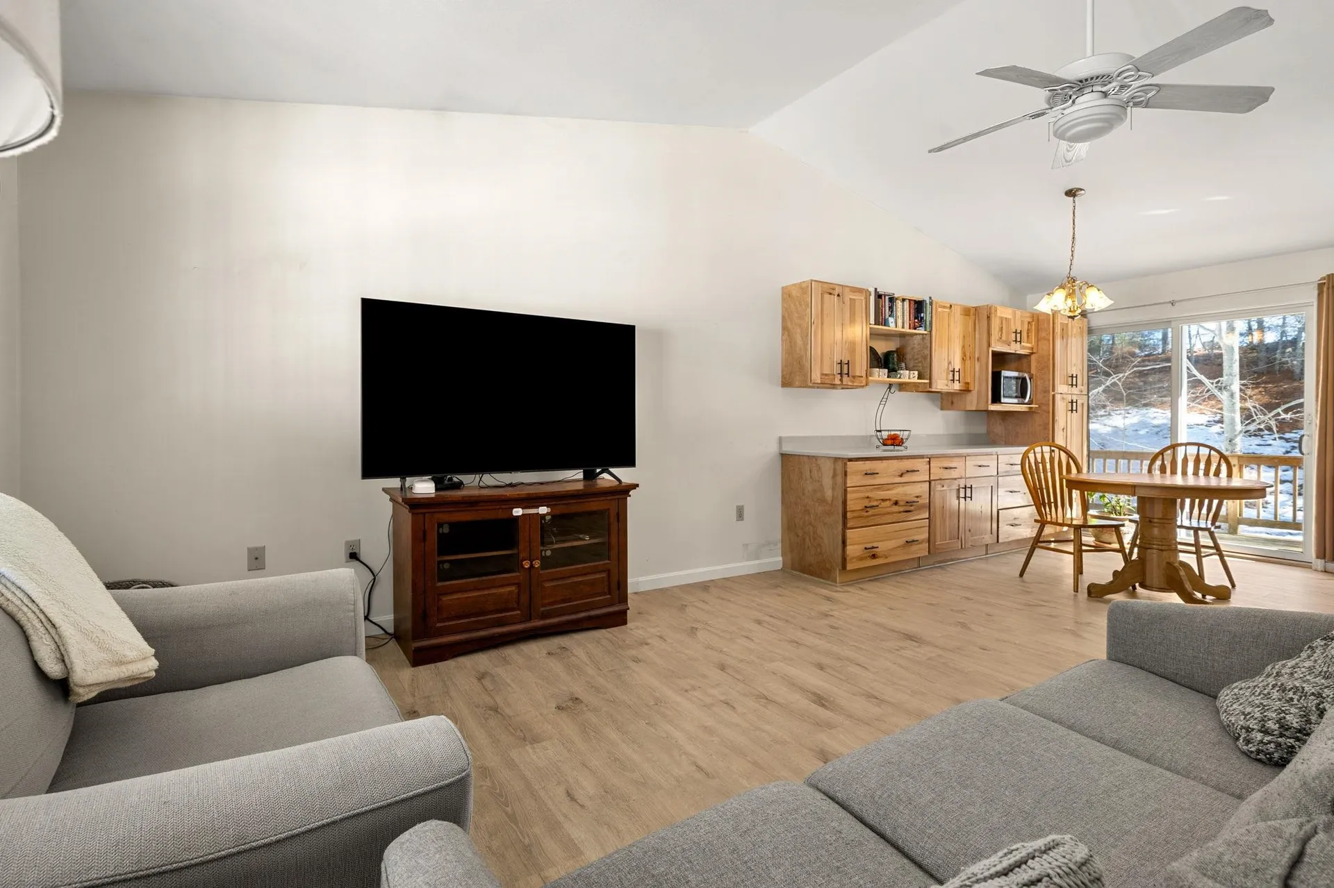 27 Barnes Avenue Alton NH 03809