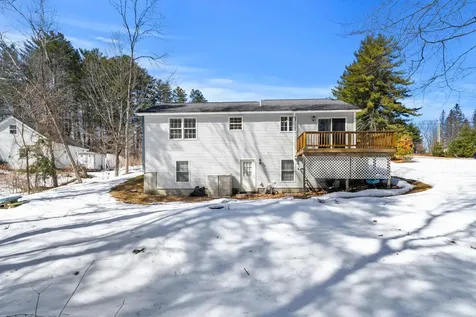 27 Barnes Avenue Alton NH 03809