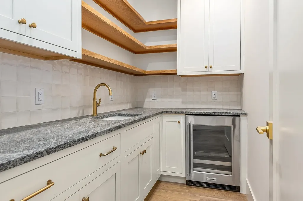 12-5 Wentworth Drive Greenland NH 03840