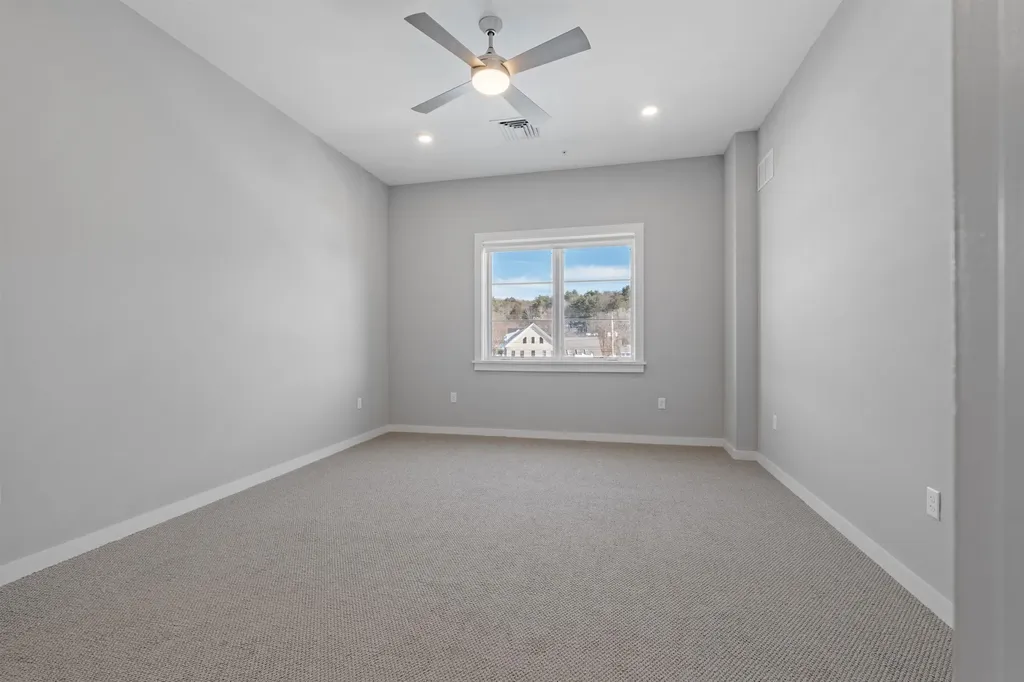 51 Elm Street Laconia NH 03246