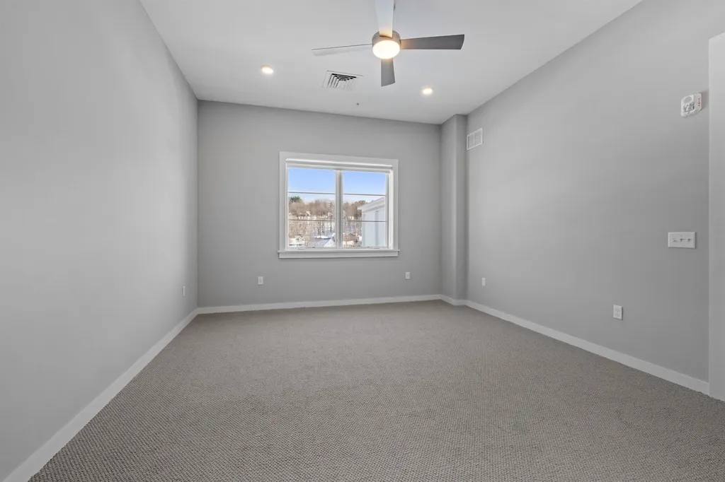 51 Elm Street Laconia NH 03246