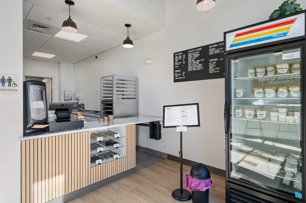 51 Elm Street Laconia NH 03246