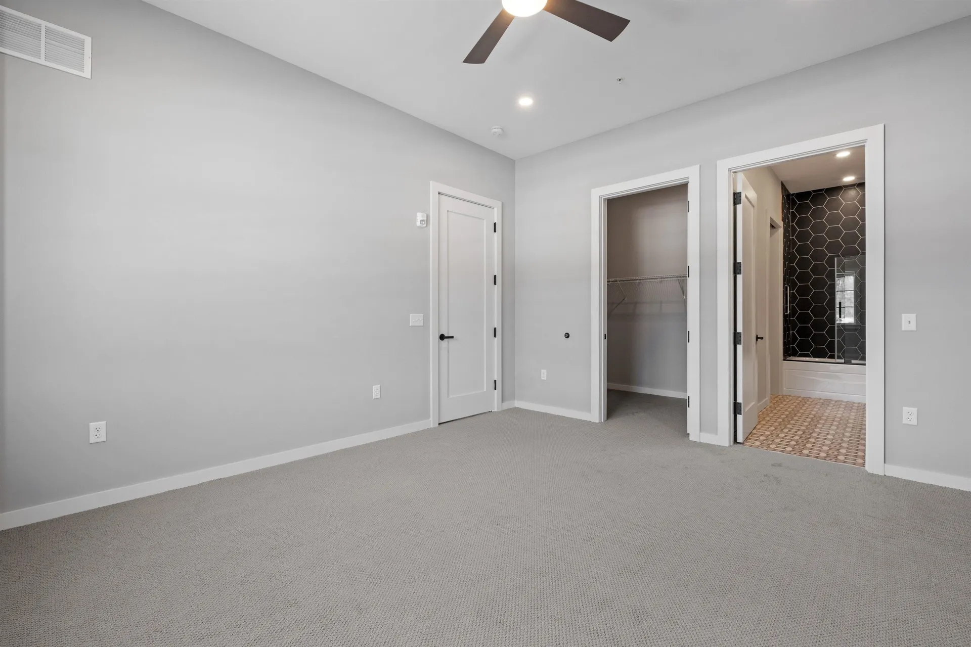 51 Elm Street Laconia NH 03246