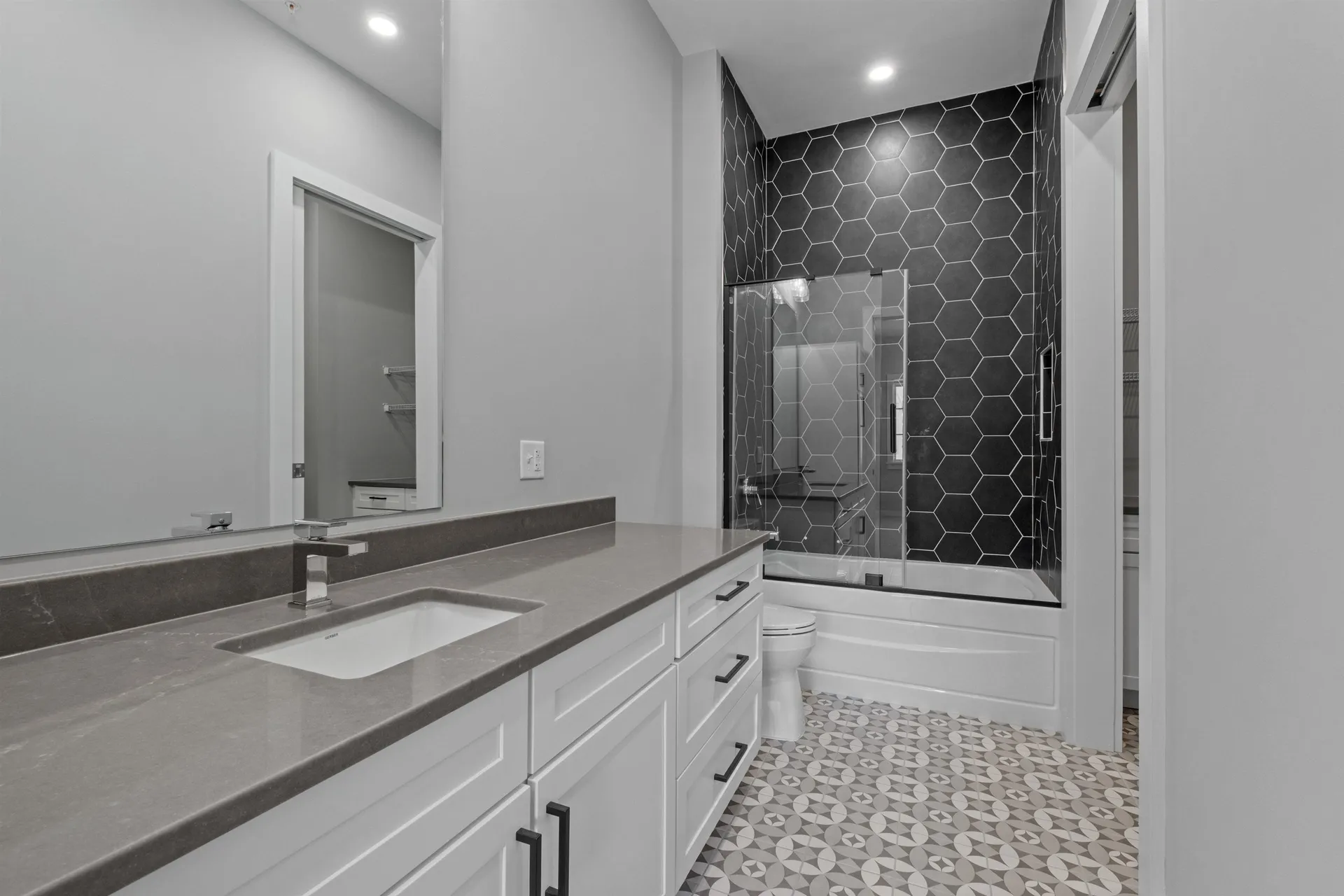 51 Elm Street Laconia NH 03246