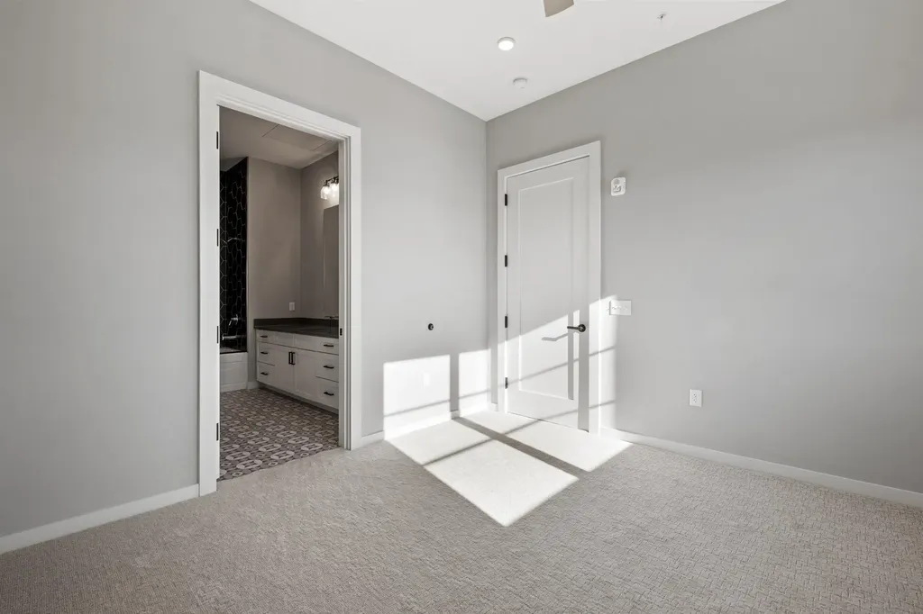 51 Elm Street Laconia NH 03246