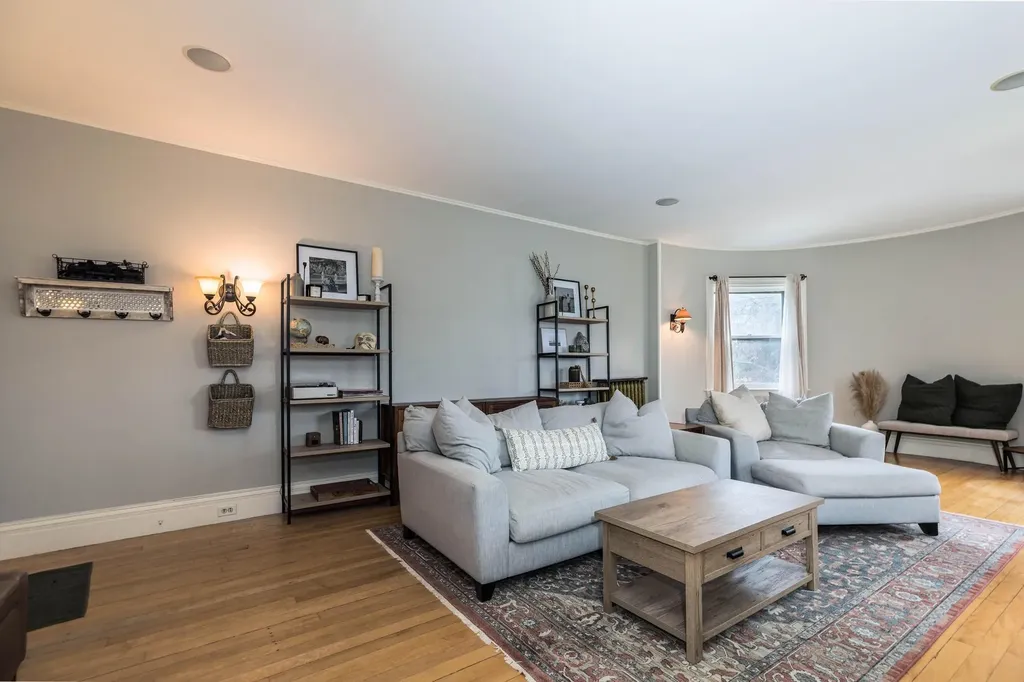 889 South Street Portsmouth NH 03801