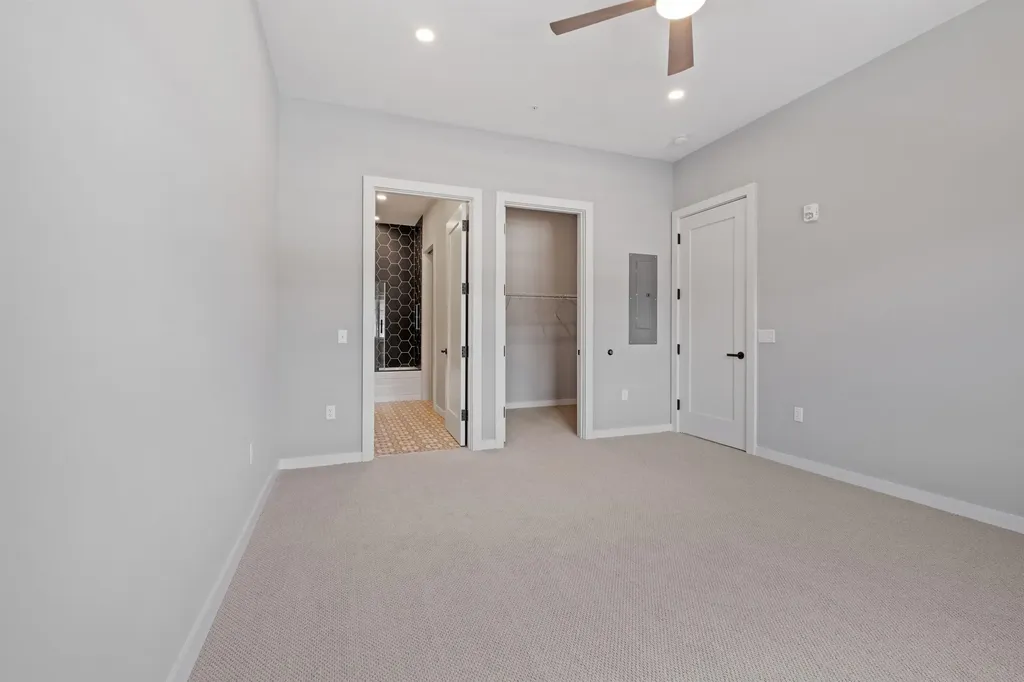 51 Elm Street Laconia NH 03246