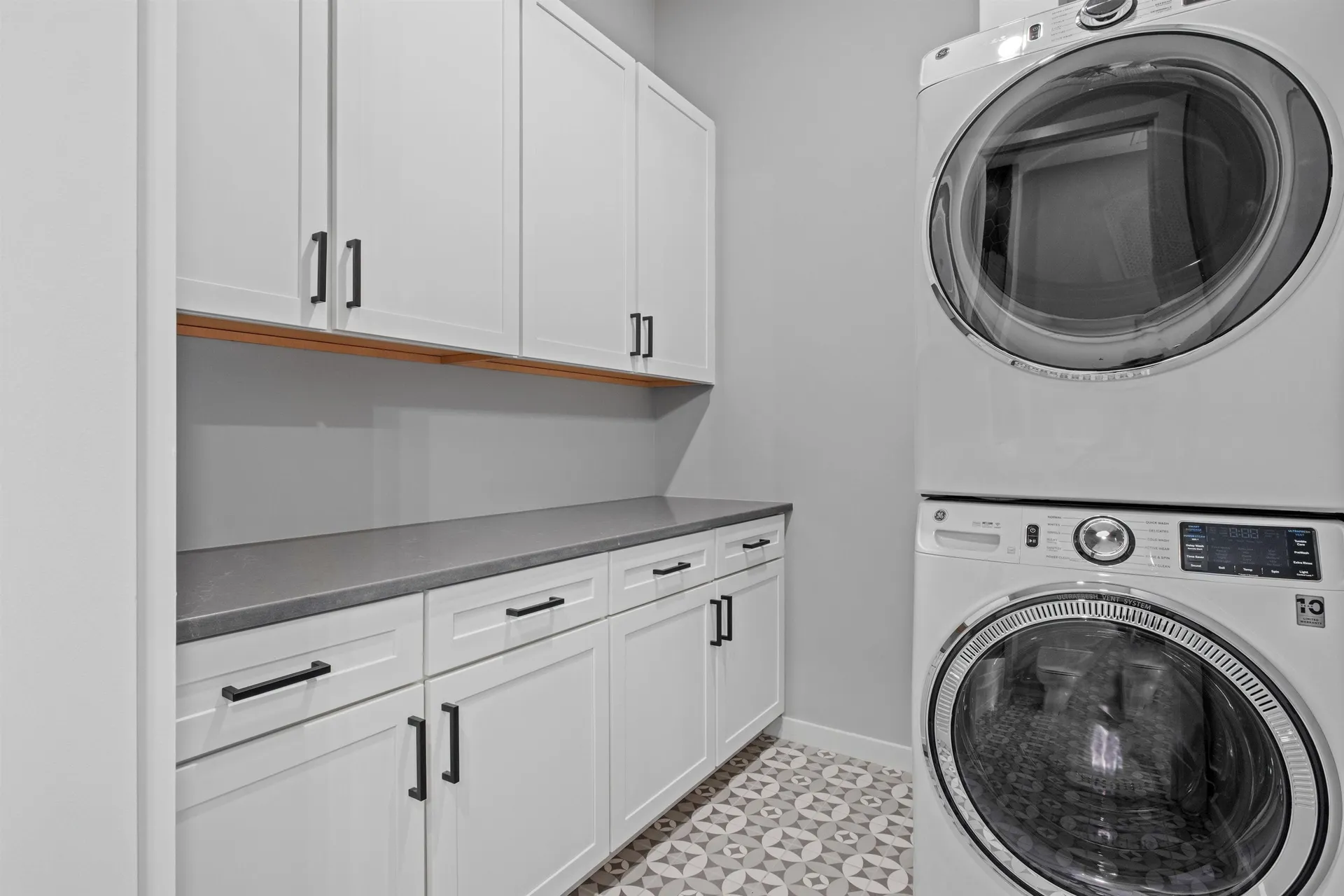 51 Elm Street Laconia NH 03246