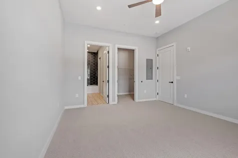 51 Elm Street Laconia NH 03246