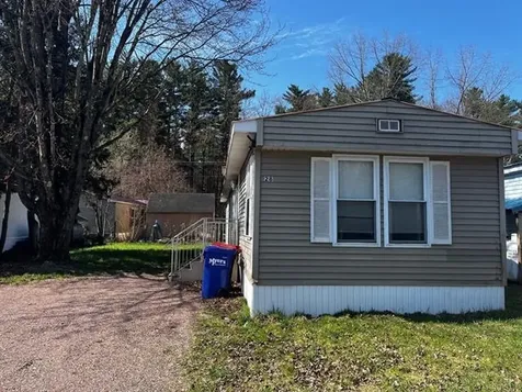 28 Owen Court Milton VT 05468