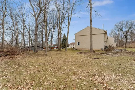 13 Cherry Tree Court St. Albans City VT 05478