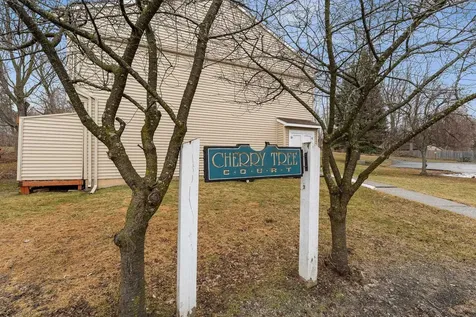 13 Cherry Tree Court St. Albans City VT 05478