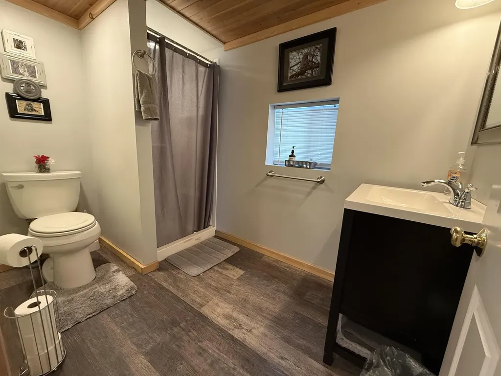 11 Indian Point Road Croydon NH 03773