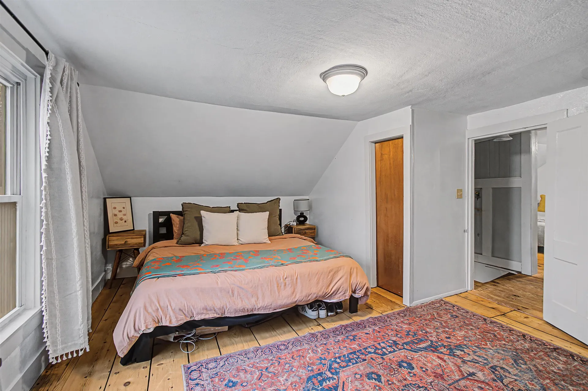 86 Stowe Street Waterbury VT 05676
