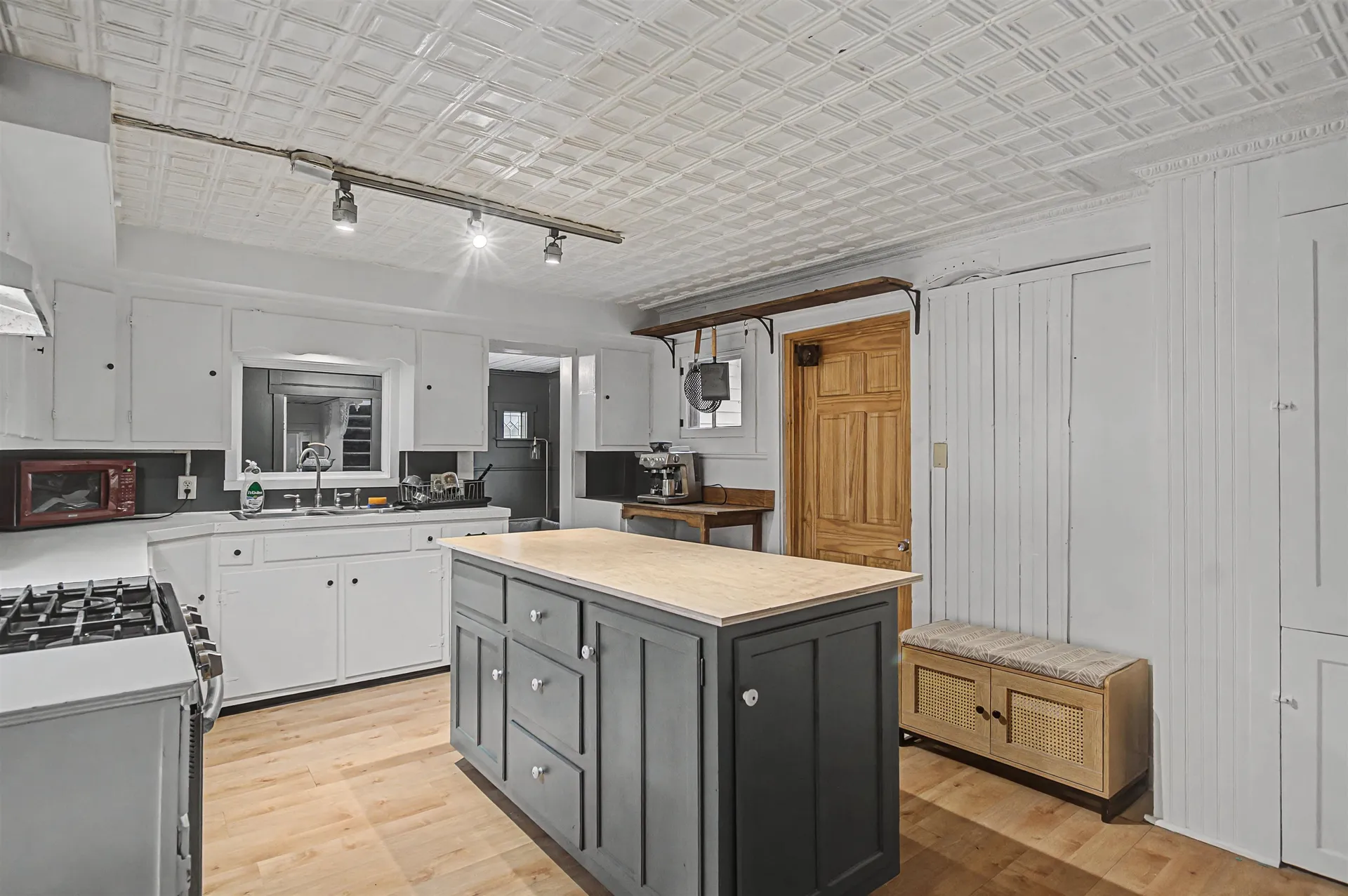 86 Stowe Street Waterbury VT 05676
