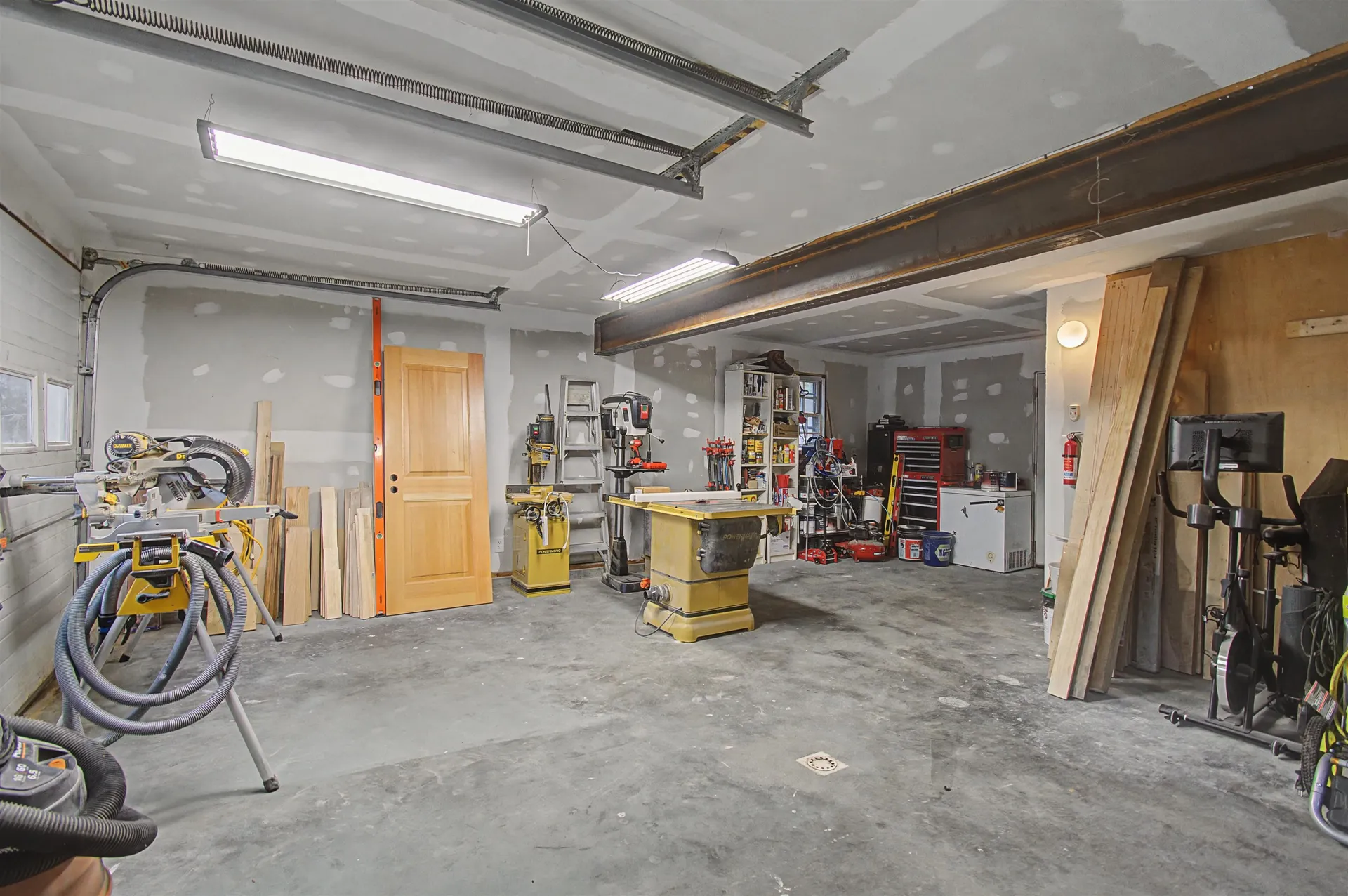 86 Stowe Street Waterbury VT 05676