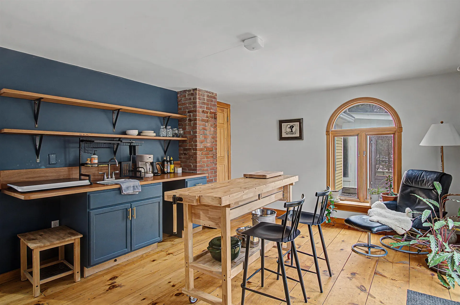 86 Stowe Street Waterbury VT 05676