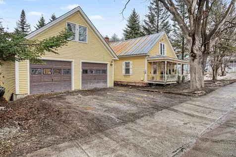 86 Stowe Street Waterbury VT 05676