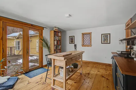 86 Stowe Street Waterbury VT 05676
