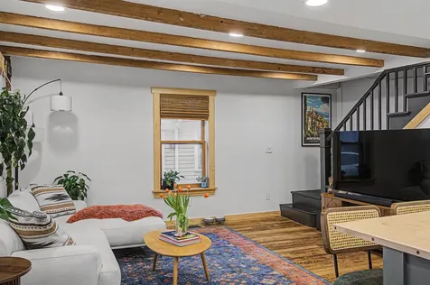 86 Stowe Street Waterbury VT 05676