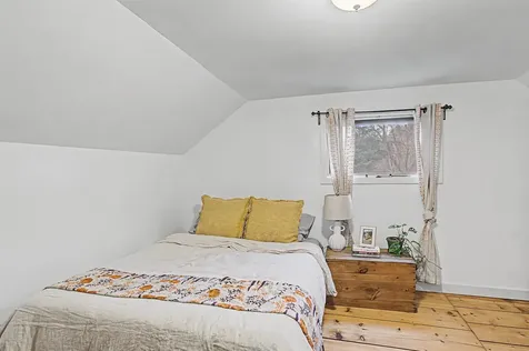 86 Stowe Street Waterbury VT 05676