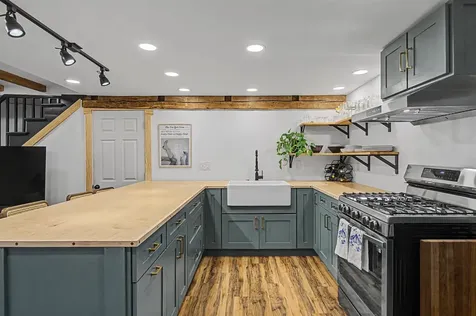 86 Stowe Street Waterbury VT 05676