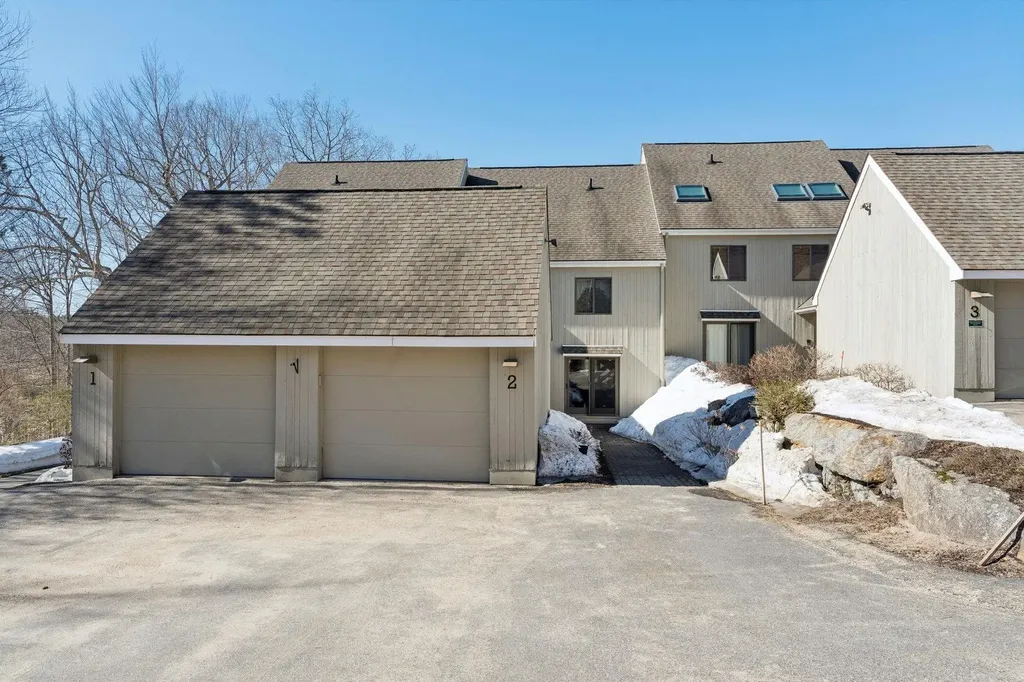 11-2 Mountain West Drive Wolfeboro NH 03894